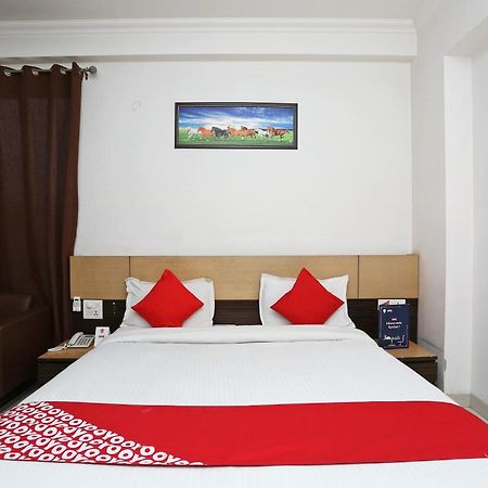 Cyber Inn Gurgaon Exterior foto