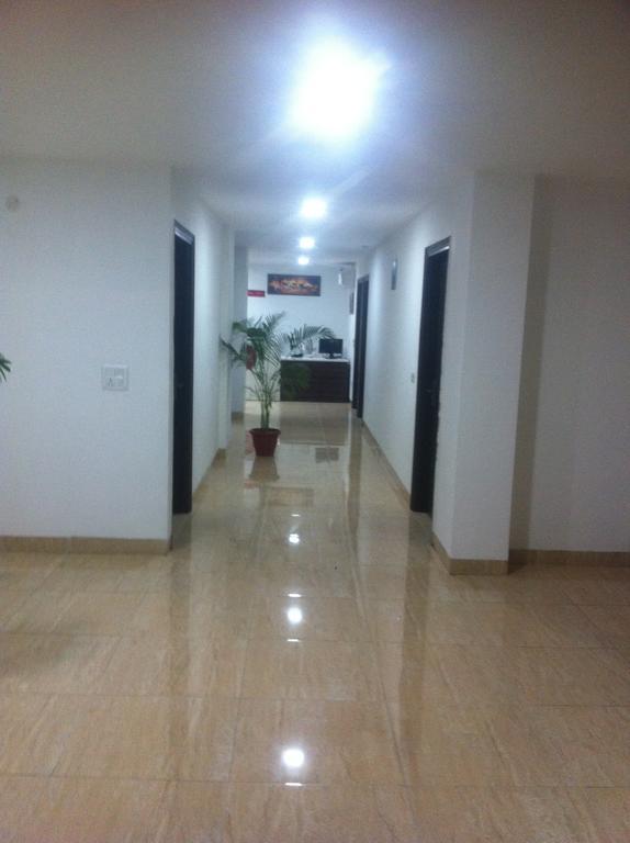 Cyber Inn Gurgaon Exterior foto