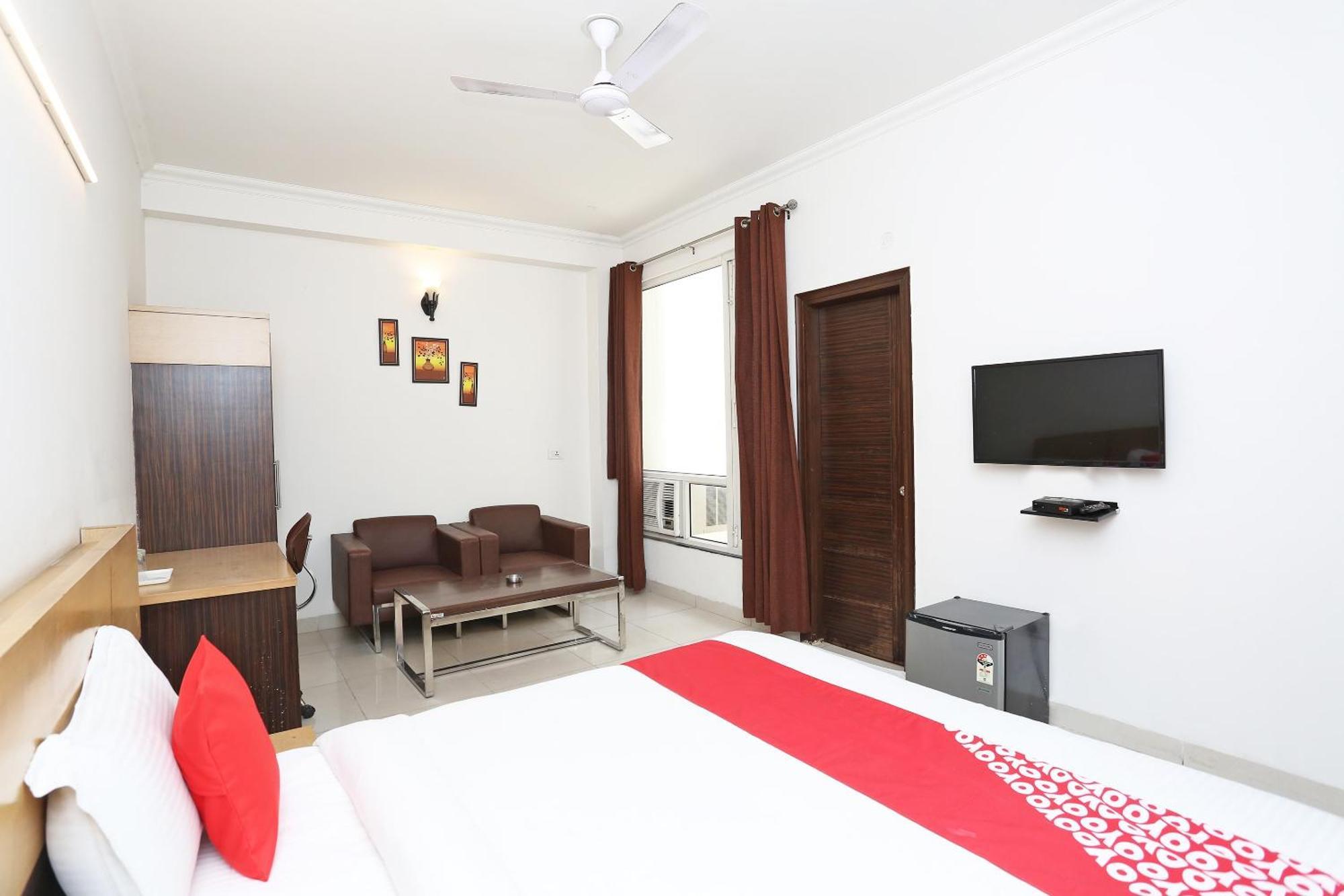 Cyber Inn Gurgaon Exterior foto