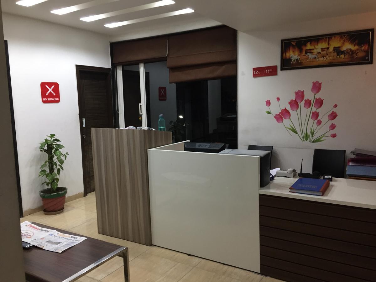 Cyber Inn Gurgaon Exterior foto